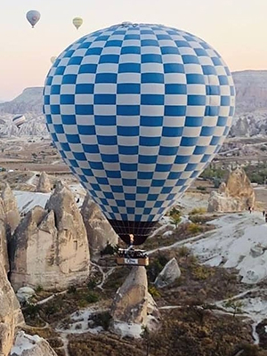 Royal Balon'a ait TC-BRV lisans kodlu 2019 model Cameron Balloons marka Z 425 Sıcak Hava Balonu